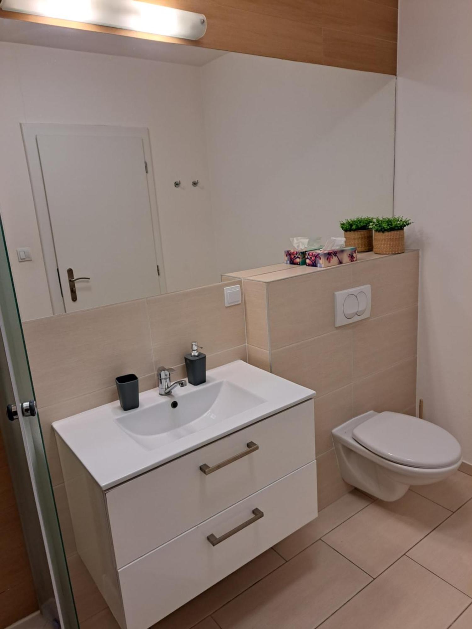 Adam Apartman Кошице Экстерьер фото